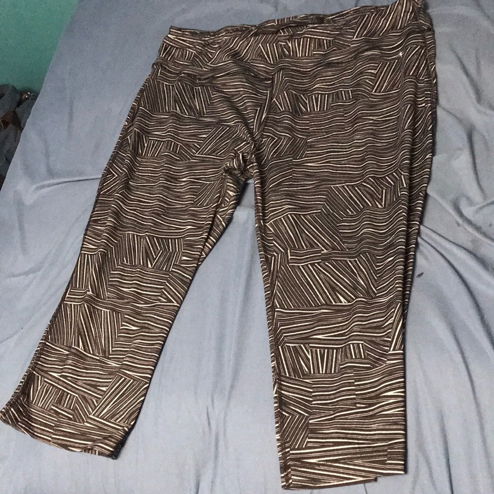 Danskin Workout Capris